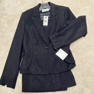 NWT Calvin Klein Skirt Suit Size 8